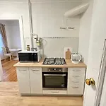 Caka Street Royal 42 Apartmán