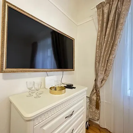 Caka Street Royal 42 Appartamento *